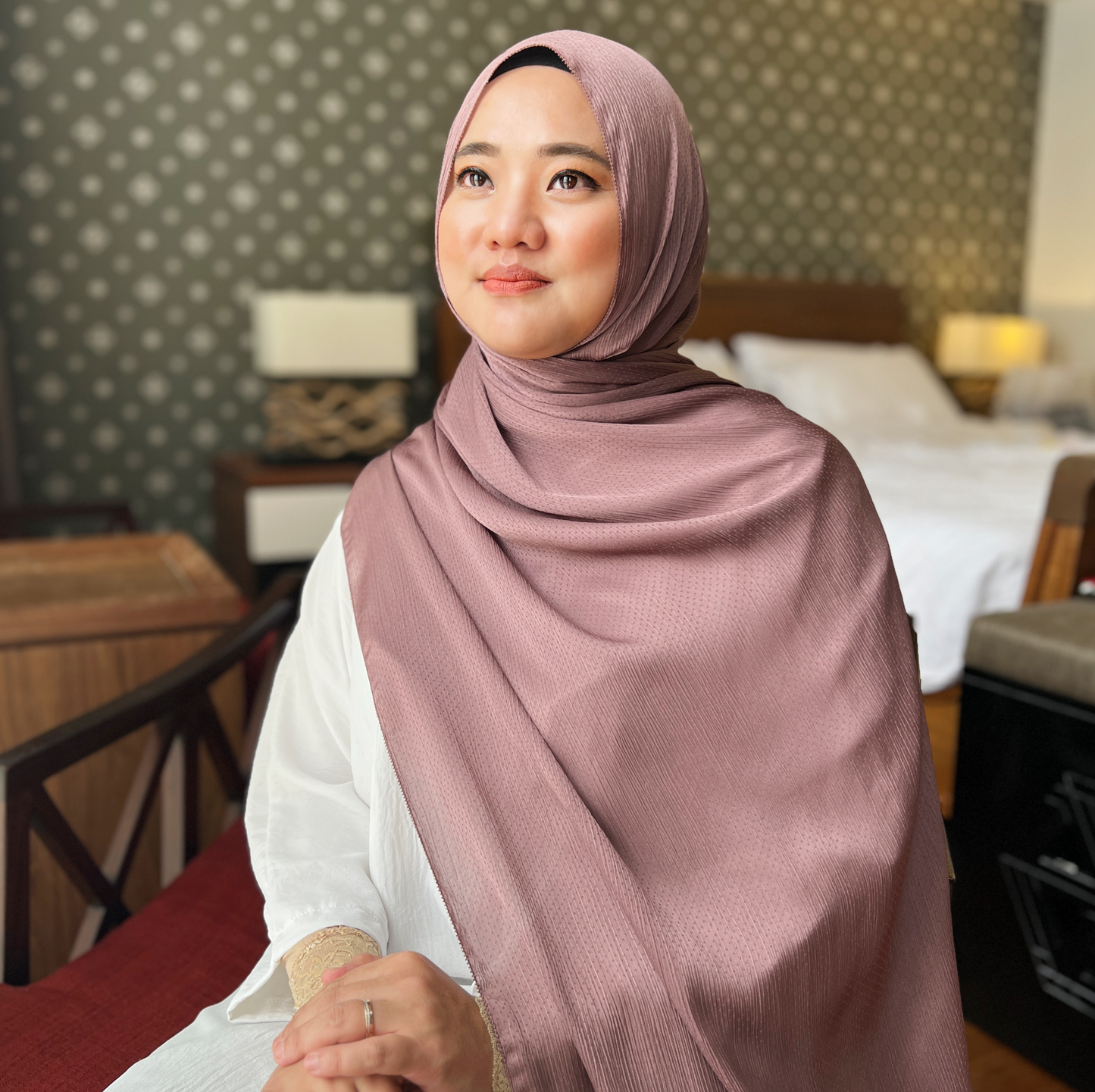 Luxe Raya Shawl (Mauve Pink)