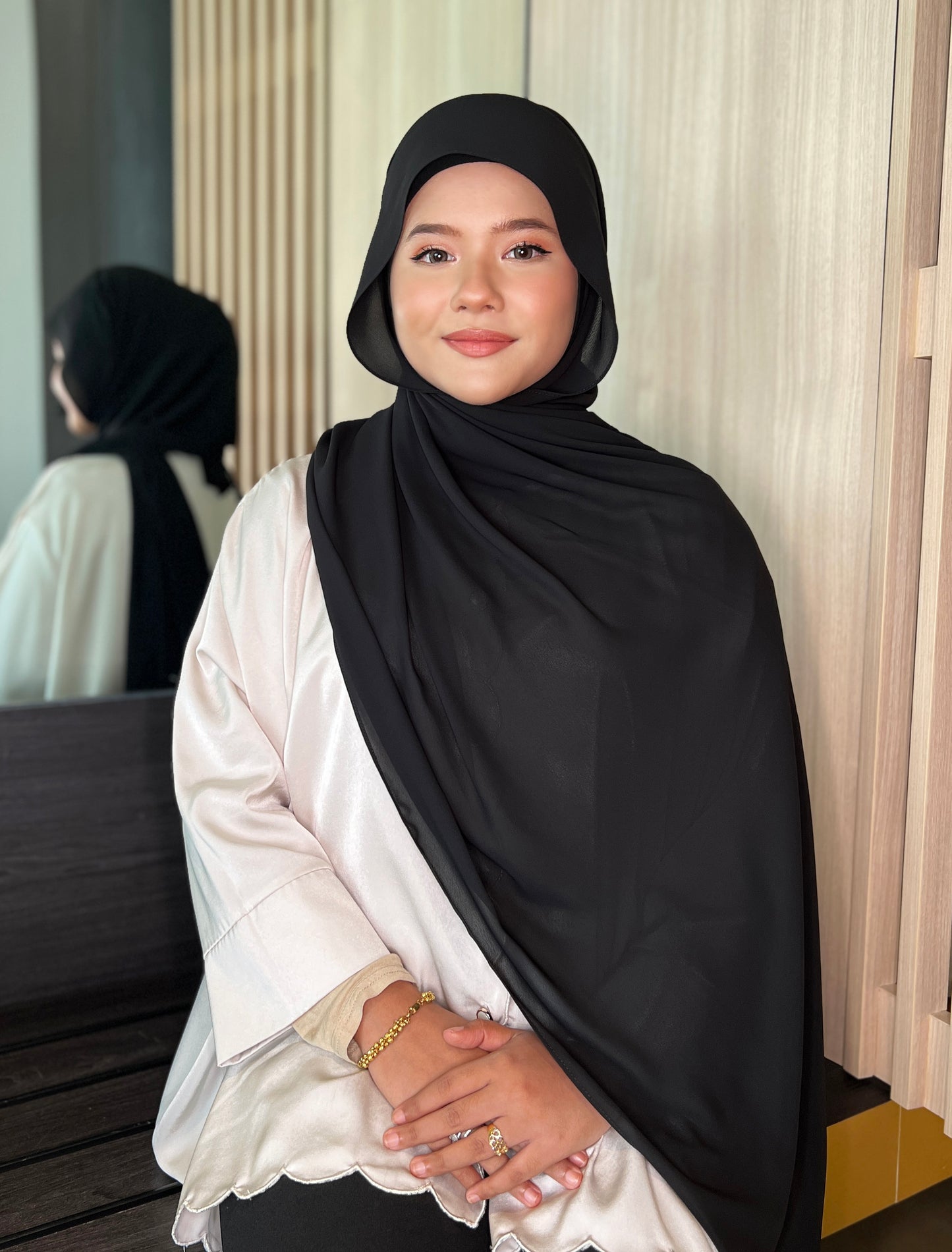 2-way Instant Shawl (Black)