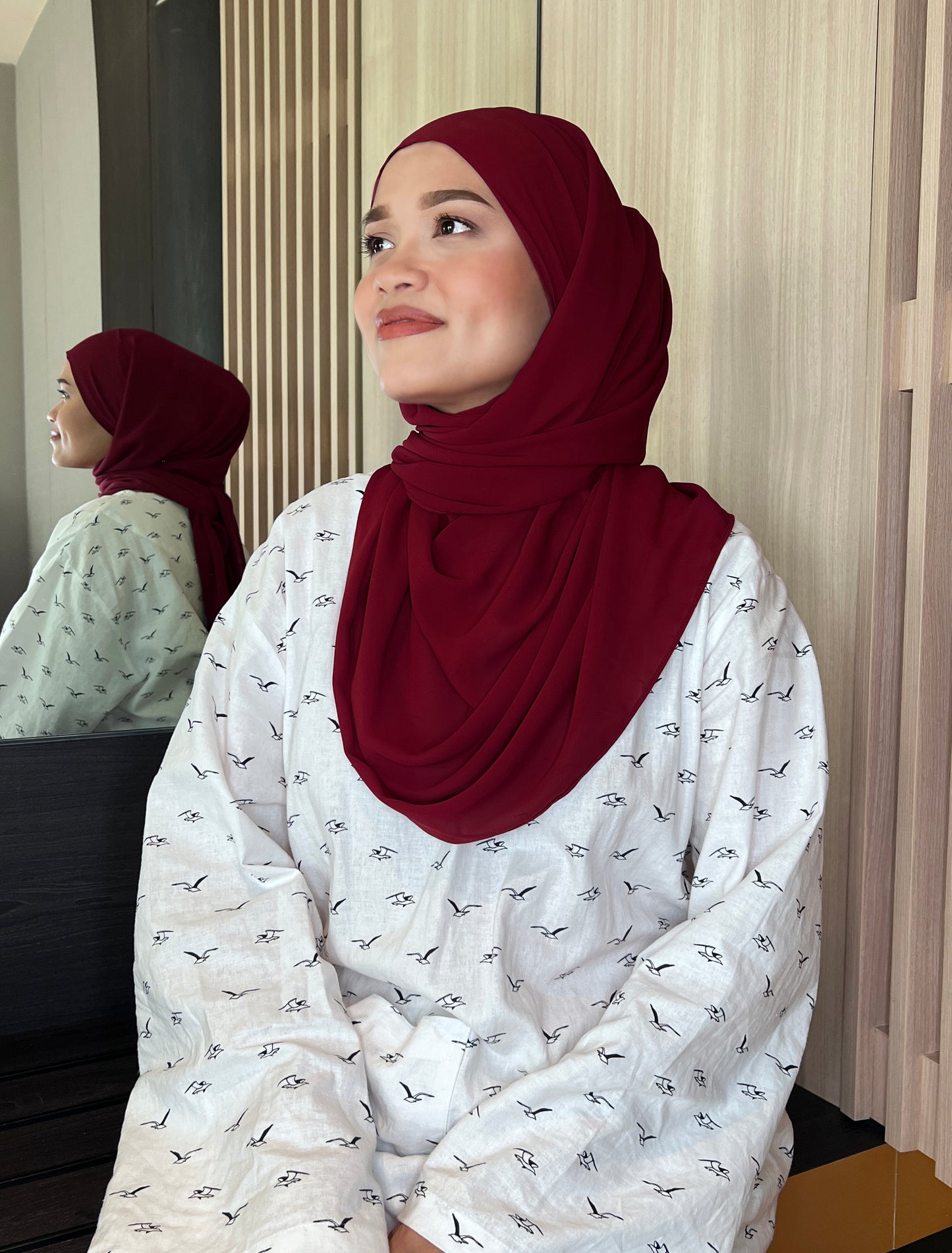 2-way Instant Shawl (Maroon)