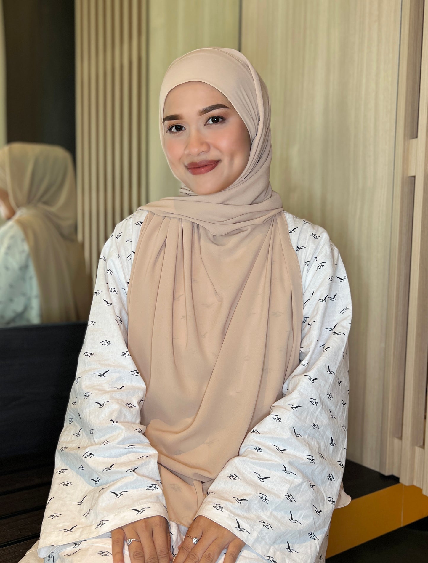 2-way Instant Shawl (Oat)